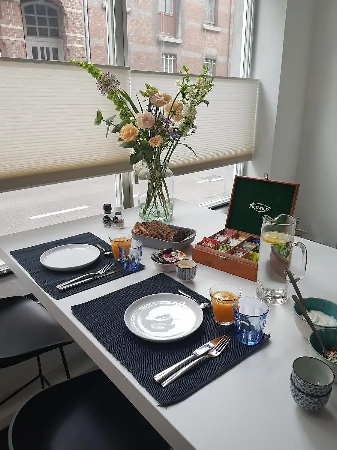 Bed&breakfast in monumental house maastricht centre 0*,