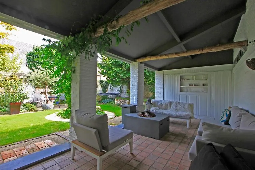 Bed & Breakfast Bed&breakfast in monumental house maastricht centre